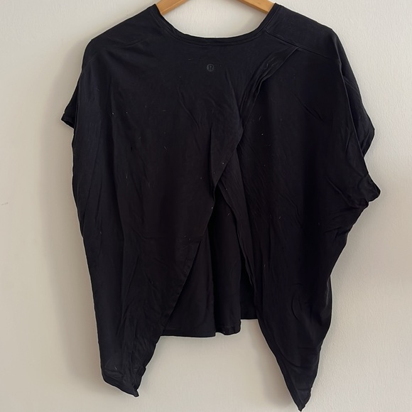 lululemon athletica Tops - Lululemon Devout Short Sleeve Tee Black - Size 4
